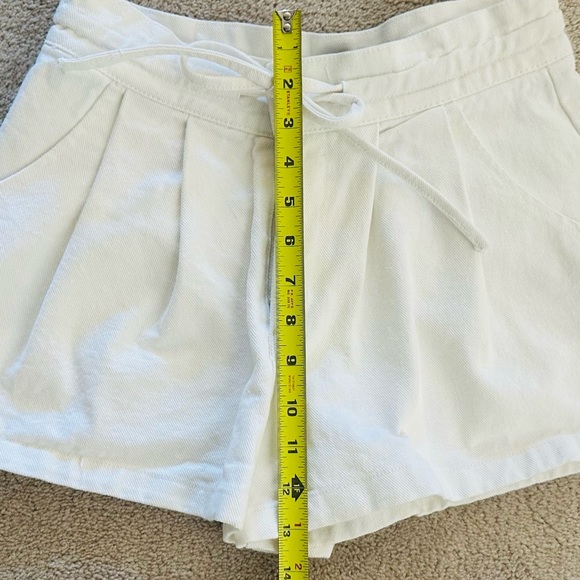 Forever 21 White denim paperbag Jean shorts, Small - Picture 2 of 6